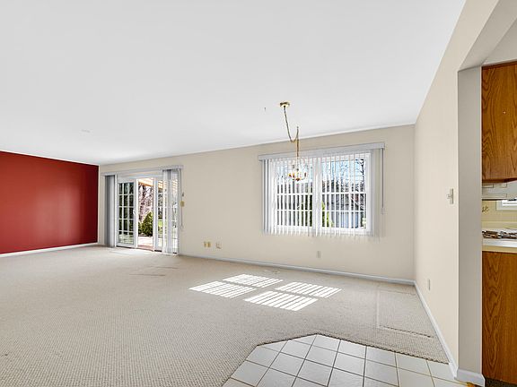 5th image of 8643 Kelly Dr