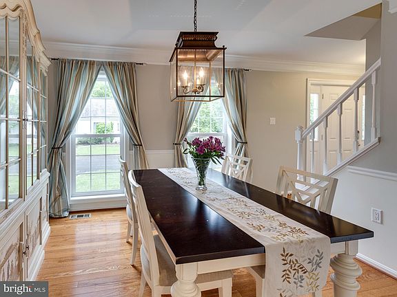 3rd image of 12772 Turberville Ln