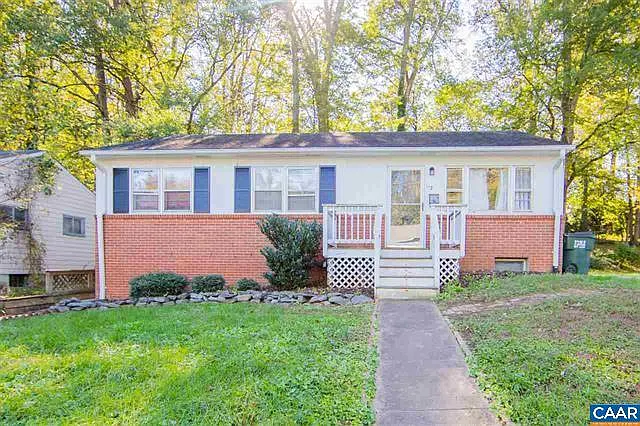 112 Thomas Dr #A — Photo 4