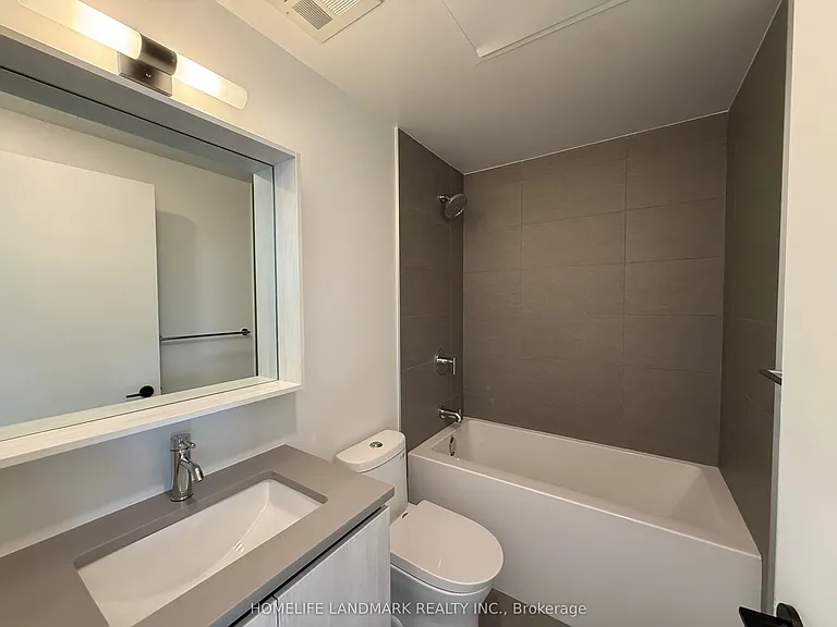 35 Parliament St #3203 — Photo 7