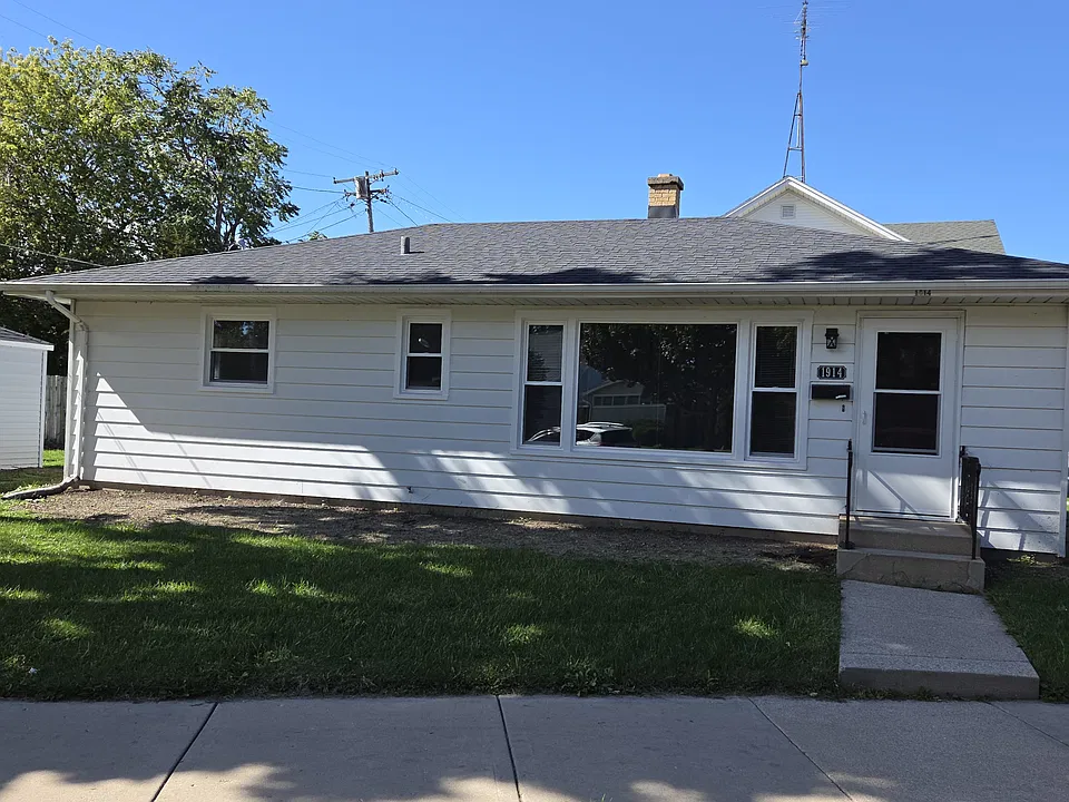 1914 Kearney Ave