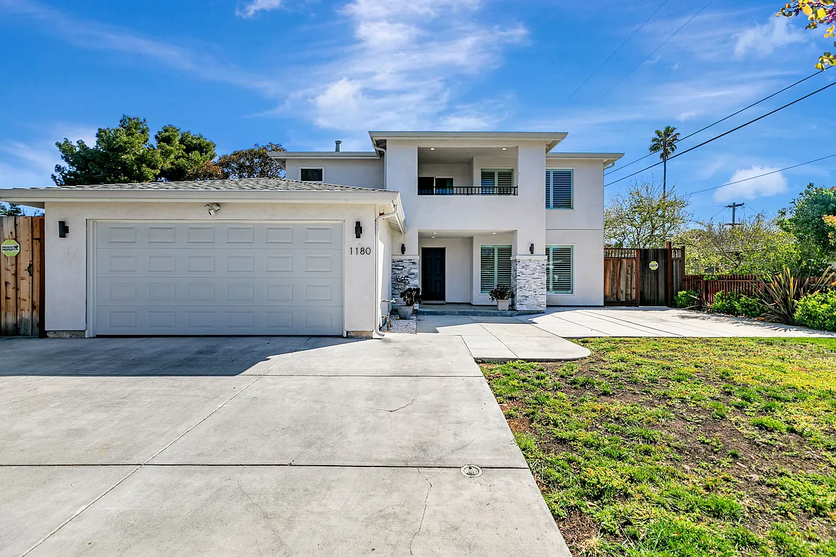Building Photo - 1180 Blazingwood Dr