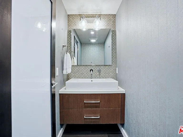 125 Pacific St #5 — Photo 13
