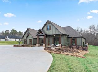 508 Price Rd, Carrollton, GA 30116