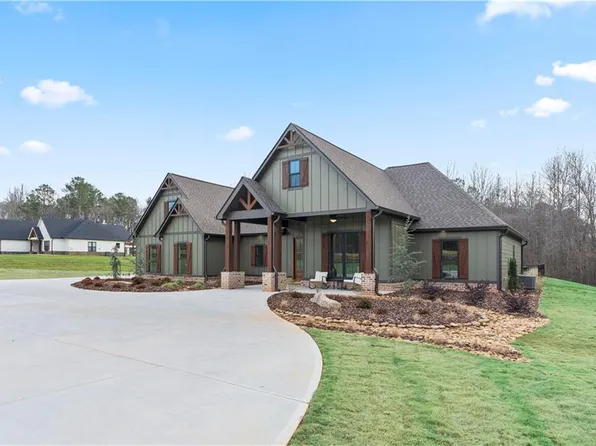 508 Price Rd, Carrollton, GA 30116