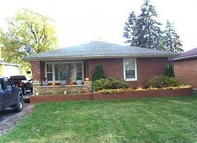 2nd image of 605 W Joliet St