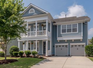 9413 Ridgeforest Dr, Charlotte, NC 28277