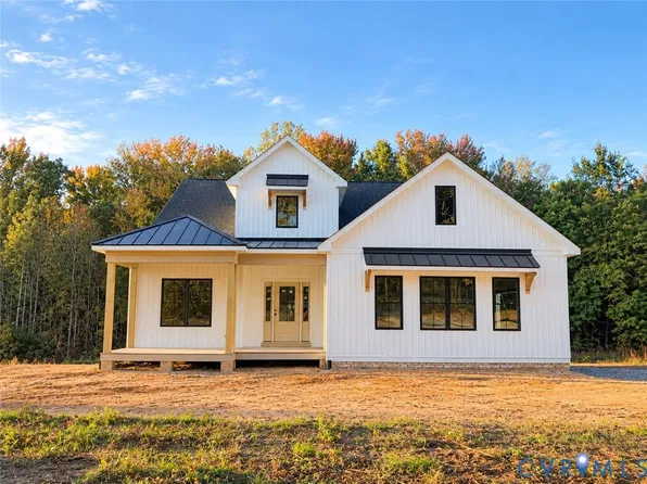 3195 Cross County Rd, Mineral, VA 23117