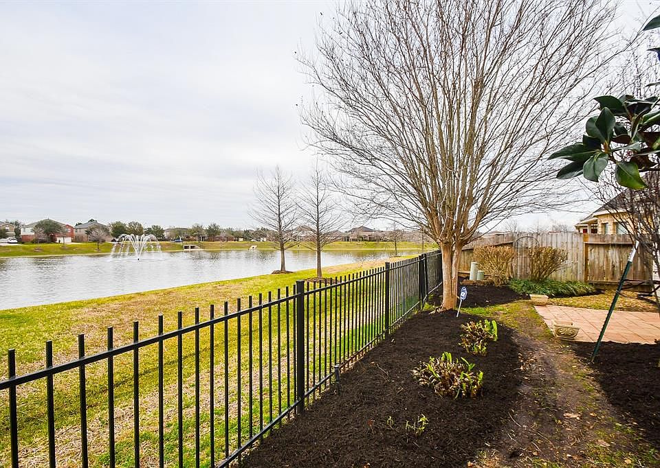 1st image of 24438 N Tide Bay Cir