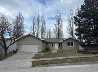1340 SW Wadleigh Dr, Pullman, WA 99163