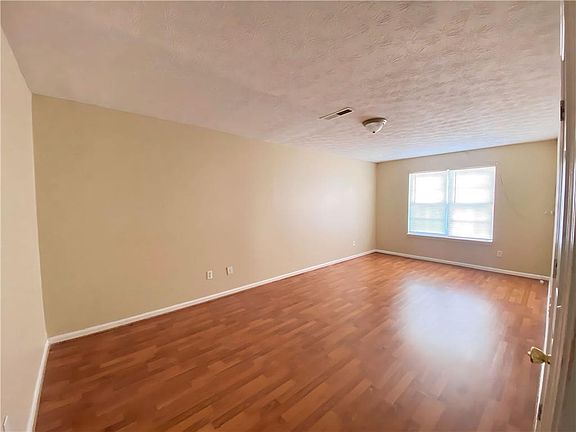 4th image of 3740 Aristocrat Ct