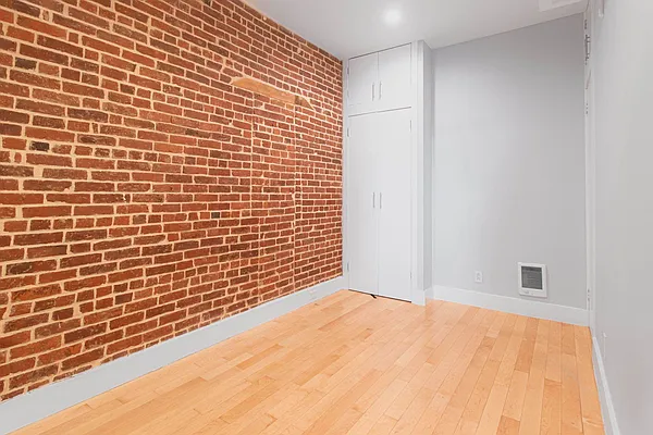 Rented by Douglas Elliman | media 8