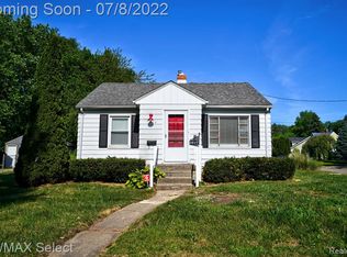 3817 Circle Dr, Flint, MI 48507