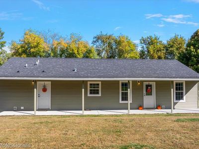 806 Davis Lake Rd, Lapeer, MI, 48446