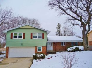 4906 Braewild Rd, Rockford, IL 61107