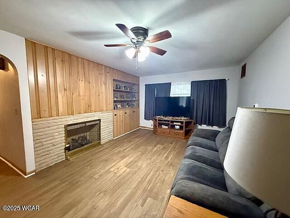 2nd image of 309 Arlington Ave