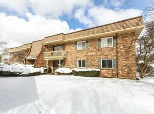 6S010 Steeple Run Dr APT 1C, Naperville, IL