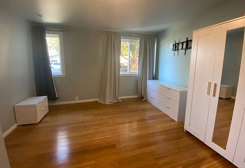 1 bed, 800 sqft, $2,850 — Photo 3