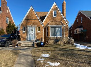 18420 San Juan Dr, Detroit, MI 48221