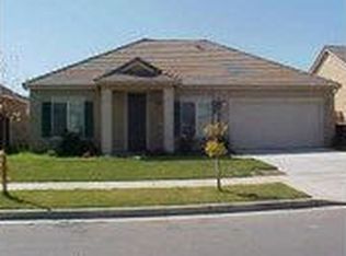 1953 W Merritt St, Hanford, CA 93230