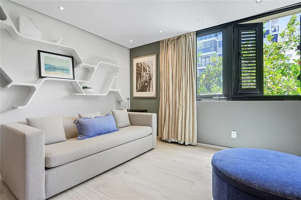 Studio, 1.0 bath, 300 sqft, $1,800 — Photo 1