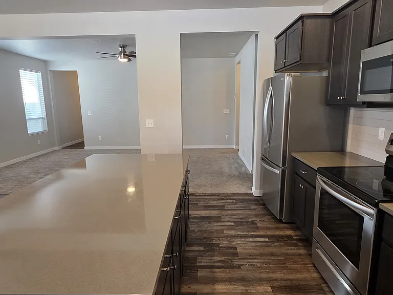 3313 S Daybreak Ave — Photo 6