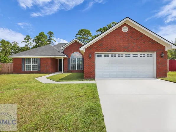 1119 Creekside Cir, Hinesville, GA 31313