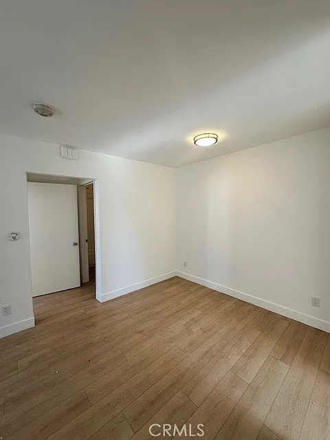 2 bed, 493 sqft, $2,300 — Photo 3