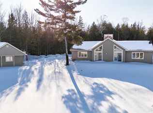 414 S Stoney Point Dr, Manistique, MI 49854