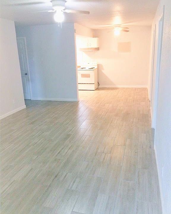 1st image of 2802 Westside Dr APT 3