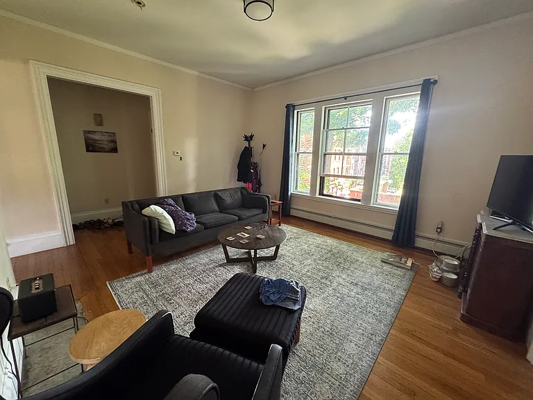 56 Hawes St #2 — Photo 2
