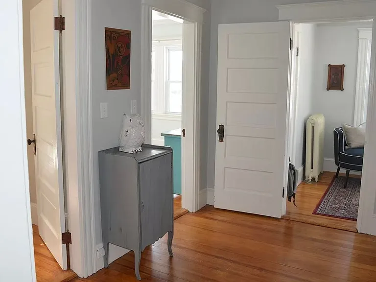 192 Willard Ave #B — Photo 7