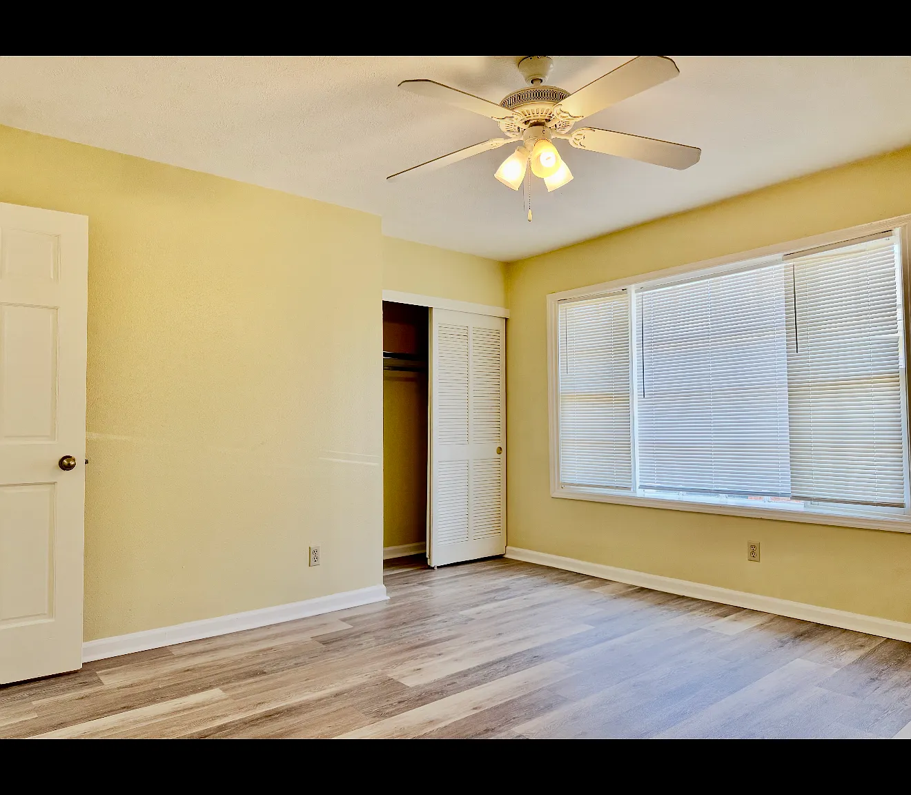 2 bed, 1.5 bath, $1,500 — Photo 2