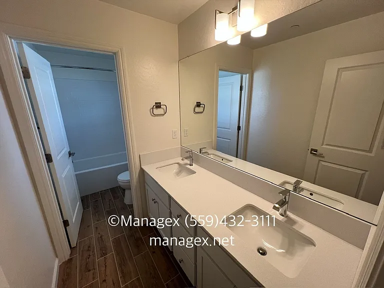 1516 Vintage Ln — Photo 7