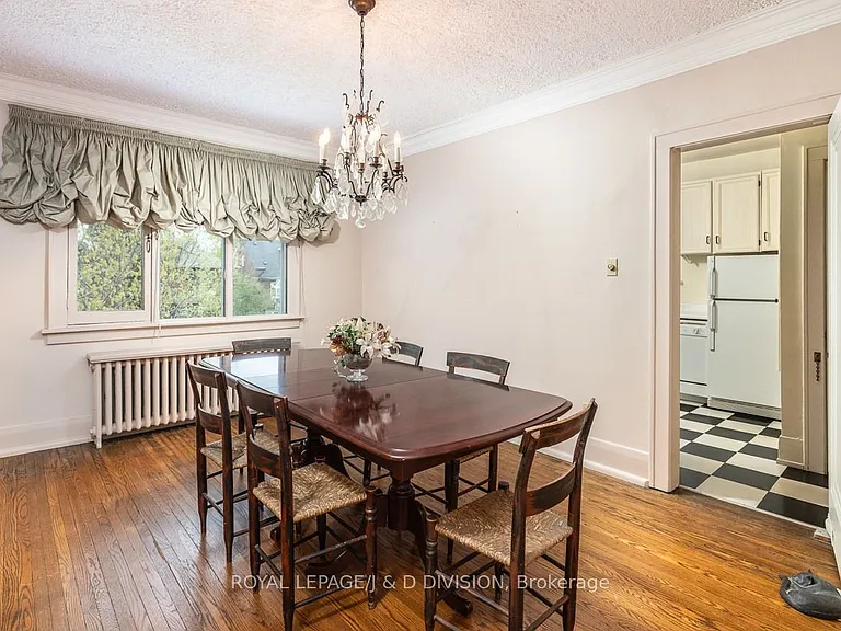 58 Lascelles Blvd — Photo 11