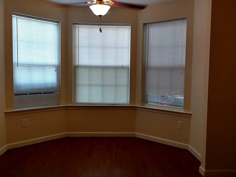 Chestnut Pointe — Photo 11
