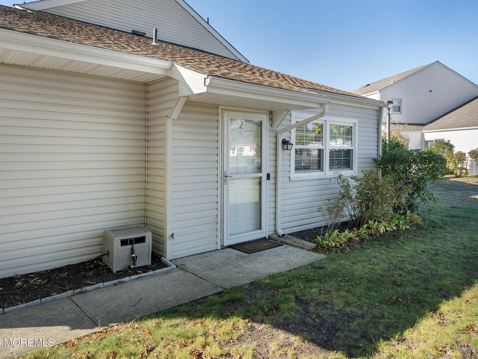 1 bed, $2,000 — Photo 2