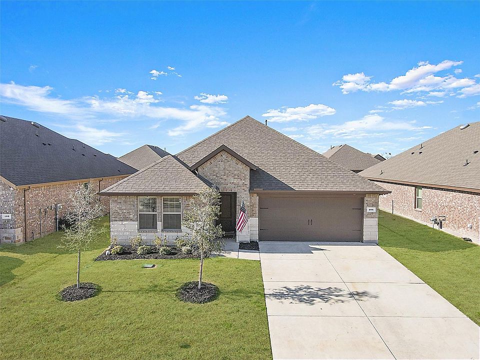 1st image of 105 Whitetail Way