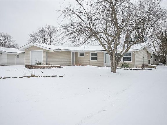3rd image of 9133 Milford Dr