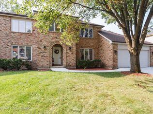 1398 E Gartner Rd, Naperville, IL 60540