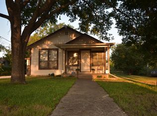 138 W Lower Crabapple Rd, Fredericksburg, TX 78624