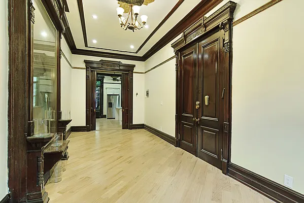 Rented by Compass | media 2