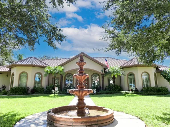 1902 El Mileno Dr, Palmhurst, TX 78573