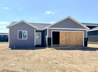 4081 McIntosh Ln, Rapid City, SD 57703