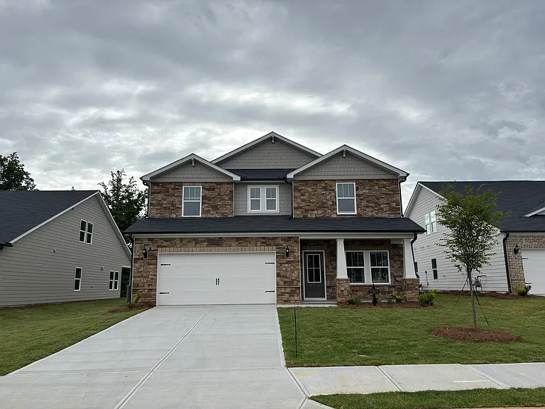 2829 Sweet Red Cir — Photo 1