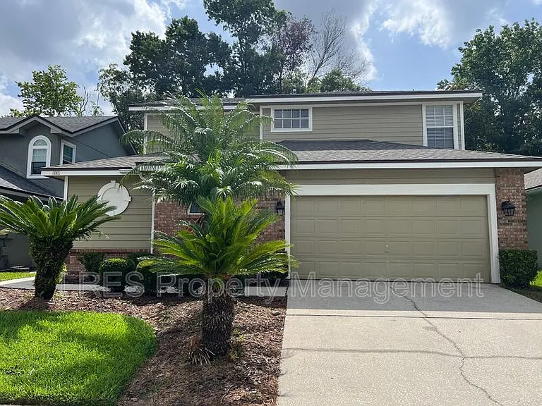 1605 Slash Pine Pl — Photo 1