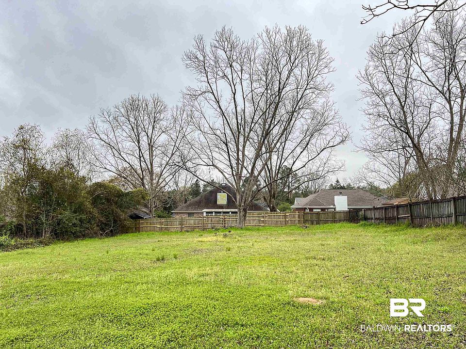 1st image of 9328 Greenleaf Dr
