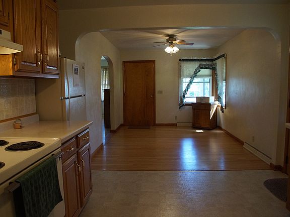 4th image of 1020 N Bequette St