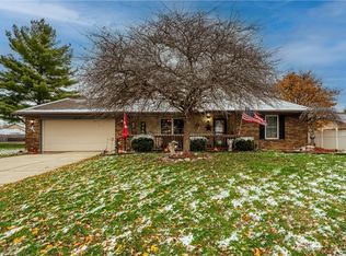 6910 Roberta Dr, Tipp City, OH 45371