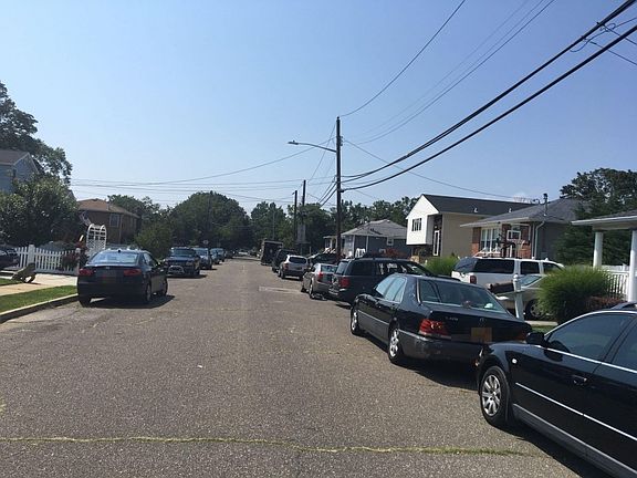 4th image of 3671 Roanoke St
